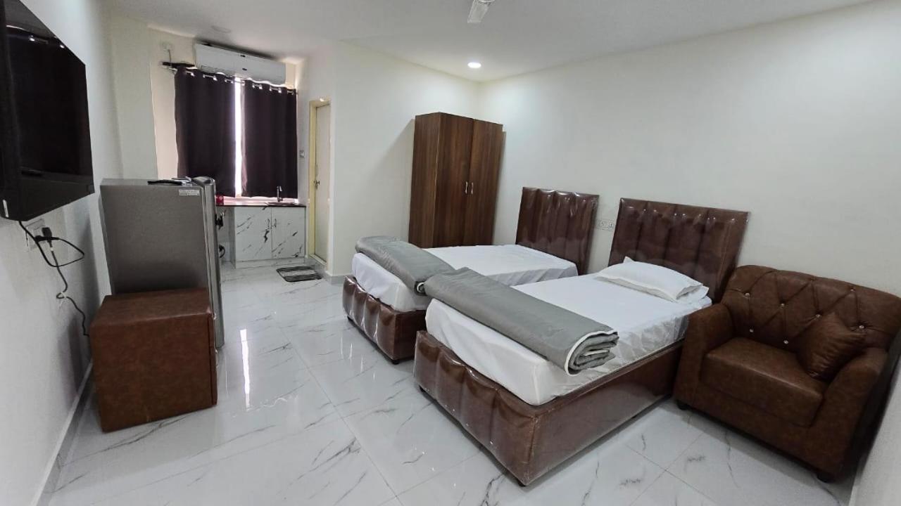 Single Suite Room Хидерабад Екстериор снимка