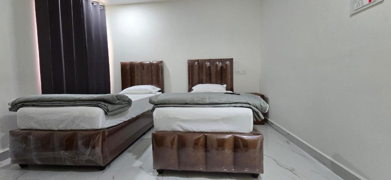 Single Suite Room Хидерабад Екстериор снимка